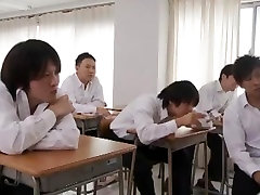 Exótico Japonés de pollo Tsubasa Amami en Loco Cougar, Gangbang JAV película
