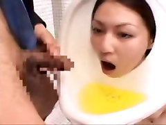 Japońskie kobiety znają ich właściwe miejsce