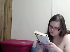 Nerdy pregnant hot sex adult reading log jammin in bed