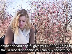 Amatorska czeski nastolatka pieprzy się za pieniądze