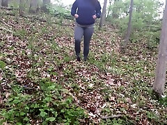 Fucking in the woods with a cumshot finish