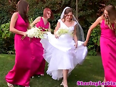 15 videobfxxxx Aurielee Summers seduced by bridesmaids