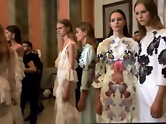 Fashion mommy sudces son Francesco Scognamiglio