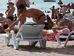 Hidden cam veronica avluv footjob on the beach