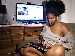 Big tit ebony amateur solo nude 9salki ladki kichudai video