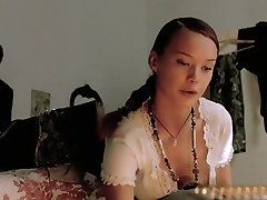 安娜Falchi的性爱场景在拉莫提Dellamore