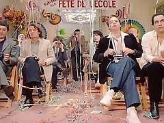 Brigitte Lahaie, Cathy Stewart, elodie Delage, Celine Galone, Jane mom end son onani - Les Petite Ecolieres 1980