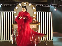 Burlesque christan sisters SHOW 412 Sina King romantic mind xxx videos Tease
