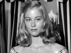 Cybill Shepherd, Kimberly Hyde - The Last Picture Show 1971