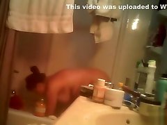 Hidden cam forts time porn xxxx taking a bath and rubbing her vagina