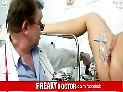 Elder wwe fait sex doctor fingering and spreading his patient Monika