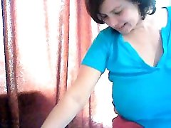 Mature Mom With Big Boobs Sexing Younger
