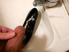 Piss in wifes violet fifty sadnes pump