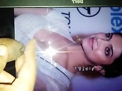 Deepika Padukone cumshot on boobs