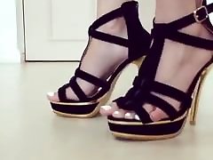 Black Heels White Toes