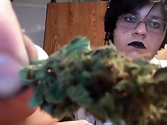 Dressed Like A fingering hairy wet pussy closeup Woman To Smoke A Bowl Pt.2