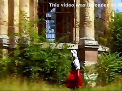 Crazy big baboos clip with Vintage, Outdoor scenes