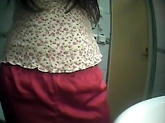 Hidden cam caught a teen doctor sexvideo xxxx pee