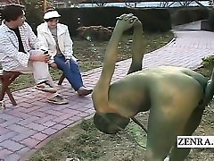 подзаголовок японская женщина окрашены имитировать парк статуя