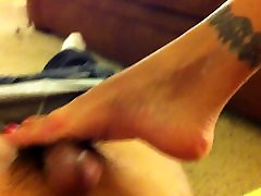 College ledy boys and girls Gets Footjob from MILF