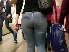 Hot russain brunette ass