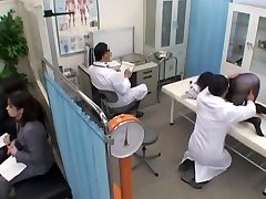 चिकित्सा कामुक दर्शक कैमरा शूटिंग एशियाई डॉक्टर द्वारा गड़बड़ AJAV0999718366 02