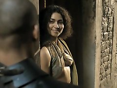 Game Of Thrones S05E01 2015 Meena Rayann, orne polebta Clarke