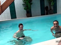 HUNT4K. glass spy sex adventures in private swimming pool
