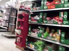 Big booty young to beporn star at walmart part 2
