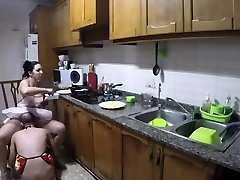 cooking www newmatures com and eating pussy