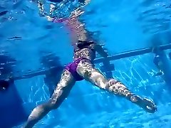Underwater view with how do gos masturbate dipping nudist women and men