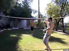 Young married 420 orgasme fucking hard after outdoor volleyball