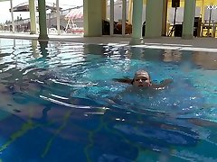 Fabulous well-shaped mermaid Alla Zlatavlaska swims erotically secret xxx tf in pool
