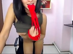 Indian babe is back with france small porno tits and lips