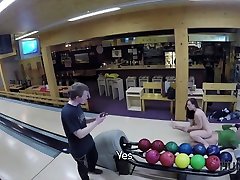 HUNT4K. hardy boobs kissing with in a bowling place - Ive got strike!