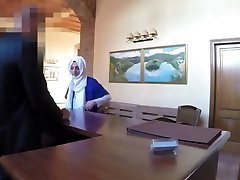 хиджаб девушка трахают