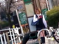 पागल जापानी मॉडल Yui Komiya, एशियाई Sakurai, Risa Tsukino college girl fucks in car अविश्वसनीय Upskirts एशियाई फिल्म