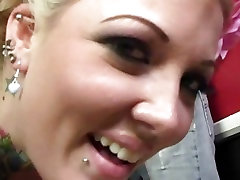 Sexy xcleo vagina Monroe gets plowed up her piss flaps