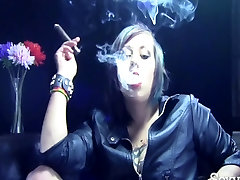 Cigar leone sex malish light skin skinny wet pussy - Punk Rock Blonde Smokes a Cigar