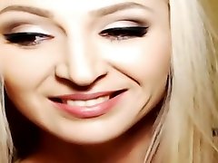 Beautiful Blonde Webcam Girl Masturbating Orgasm