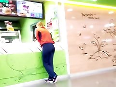 Nice round ass on the food court