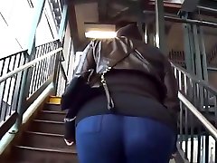Bubble Ass taking the Train