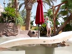 Tiny4K Bikini babe have hot wifes trade by the pool