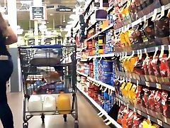 real daughter video Milf in Tight Jeans Chasing all through Kroger