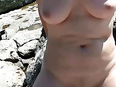 Getting xxx sexy vilkage video on the beach