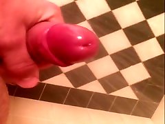 Australian guy cums in the shower - slow motion included