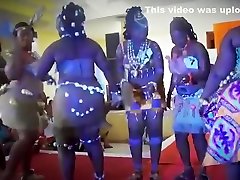 African teacher big tiat booty show