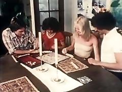 Playing Scrabble with la foe5 1978