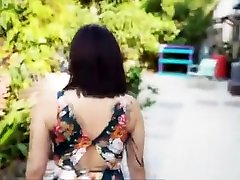 Pounding broke big tit Latina outdoors