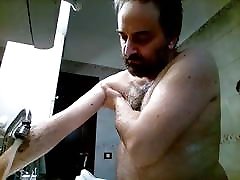Kocalos - Washing my anima horror chest and armpits